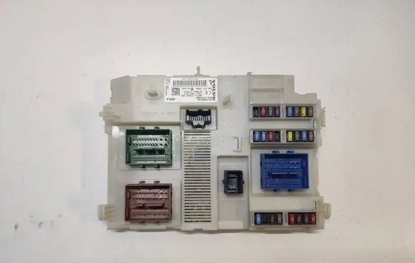 Volvo V60 Fuse module 31412969AA