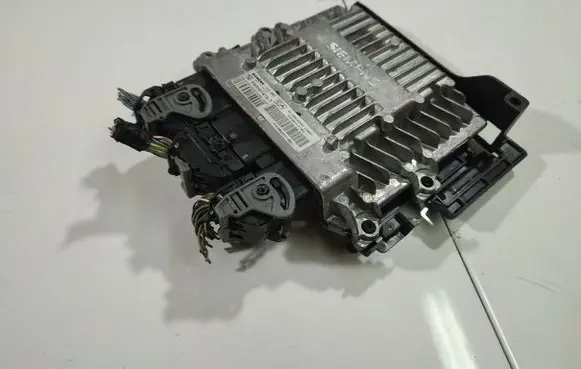 Peugeot 407 Engine control unit/module 5WS40167AT