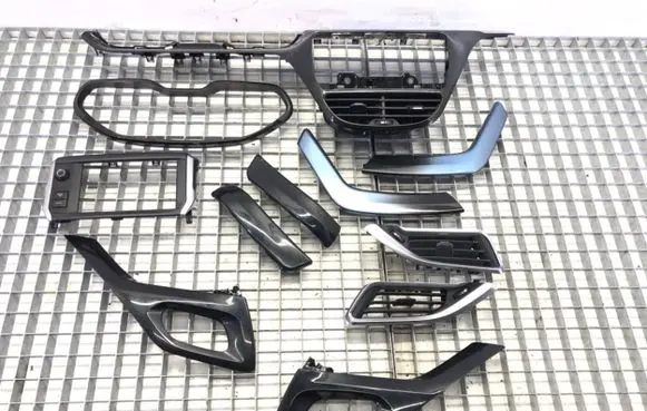 Peugeot 208 Dashboard trim