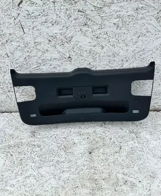 Volkswagen Sharan Tailgate/boot lid cover trim 