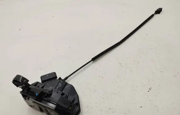 Ford C-MAX II Front door lock AM5AU21813DB 40614138