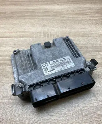 Audi A3 S3 8P Engine control unit/module ECU 03G906021RG 0281014125