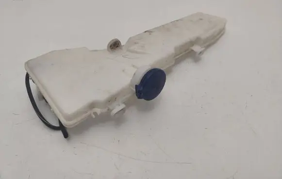 Citroen C4 III e-C4 Windshield washer fluid reservoir/tank 9833479180 311852500 9833870480