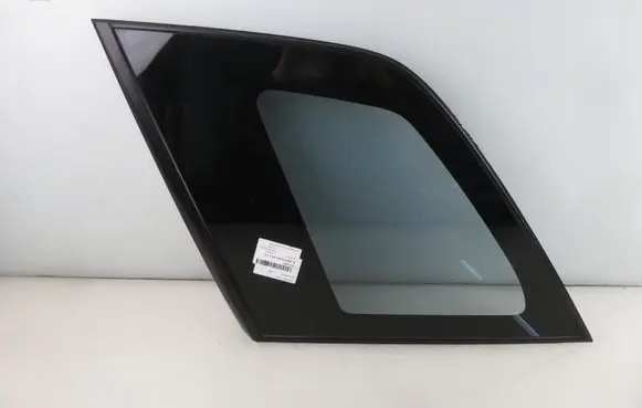 Suzuki Grand Vitara II Rear side window