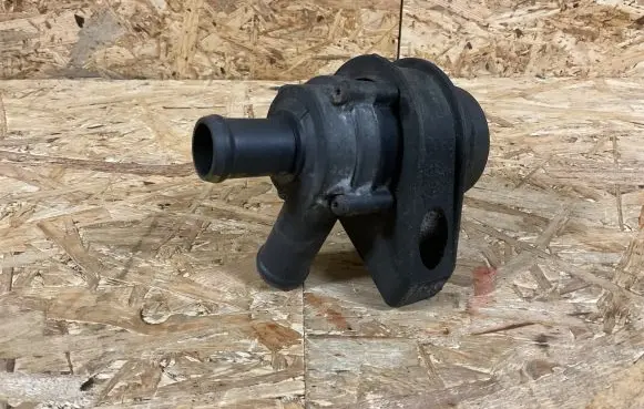 Ford Focus Electric auxiliary coolant/water pump 30950000