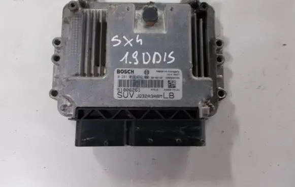 Suzuki SX4 Engine control unit/module 0281012992