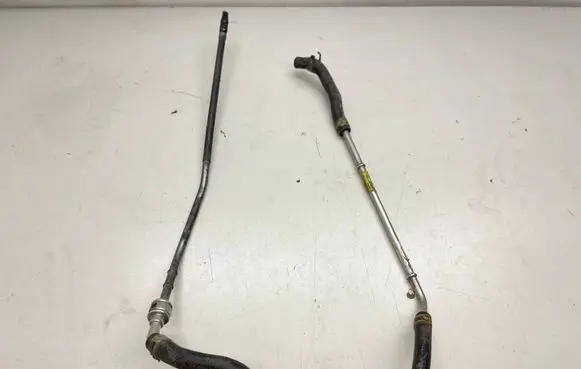 Volkswagen Jetta VI Fuel main line pipe 04E133723H