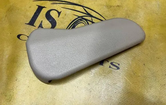 Mercedes-Benz GLS X166 Seat trim A1669107404