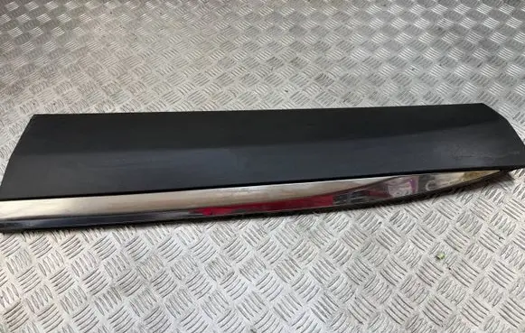 Peugeot 3008 II Front door trim (molding) 9811404277