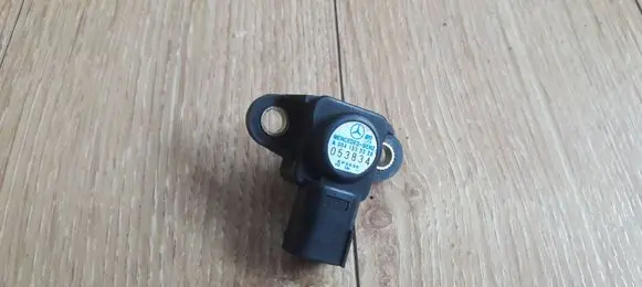 Mercedes-Benz E W211 Air pressure sensor A0041533328 053834