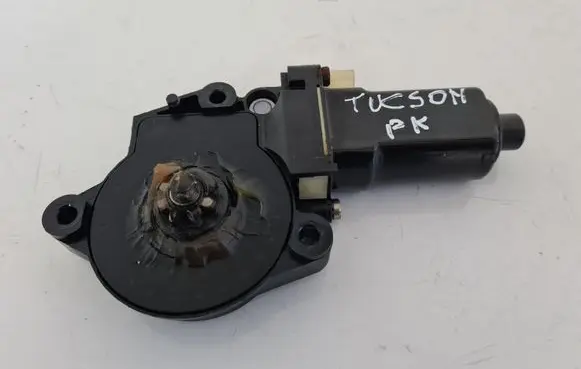 Hyundai Tucson JM Front door window regulator motor 3130034192 110440