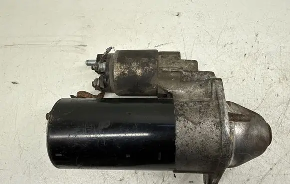 Audi A6 S6 C6 4F Starter motor 0001108217 2181