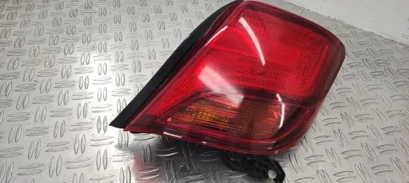 Toyota Yaris Rear/tail lights