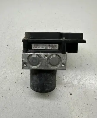 BMW 5 E60 E61 ABS Pump 3451676890601 34516768906 6768906