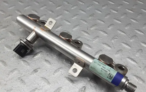 Hyundai i20 (BC3 BI3) Fuel main line pipe 3534007200 353422M400 3535007100