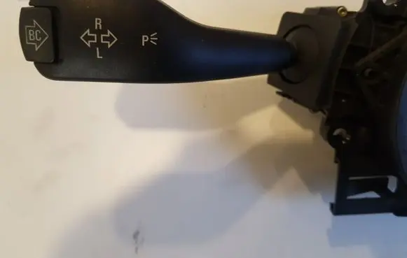 BMW 3 E46 Indicator stalk 8363668