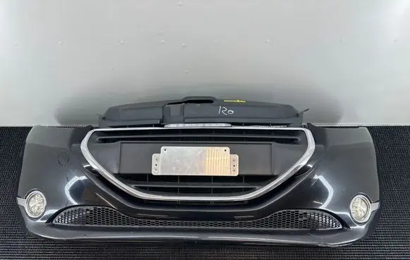 Peugeot 208 Front bumper