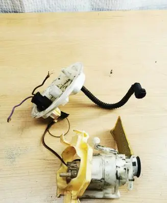 BMW 7 F01 F02 F03 F04 Fuel injection high pressure pump 7188561