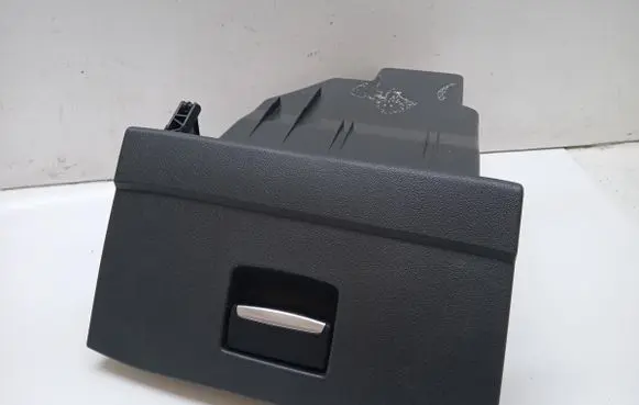Ford Mondeo MK IV Glove box CS71-A06010