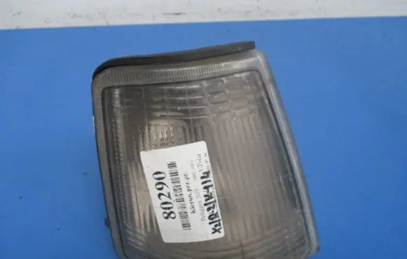 Peugeot 309 Front indicator light