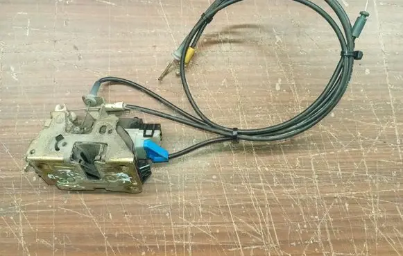 Renault Kangoo I Sliding door lock 