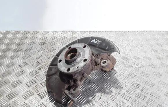 Volkswagen Golf VI Front wheel hub 1K0615312F