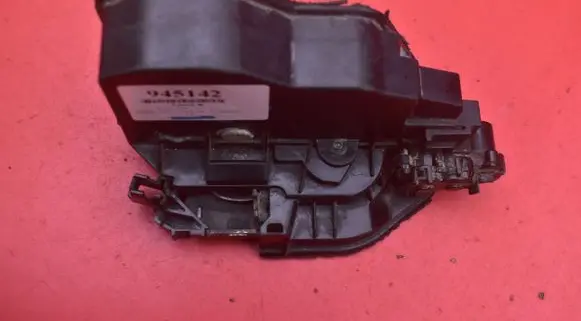 BMW 6 E63 E64 Front door lock