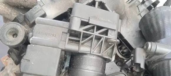 Mazda 2 Throttle valve 9656113080