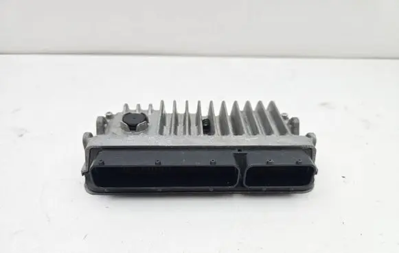 Toyota Auris E180 Engine control unit/module 896610Z750 MB2755003471