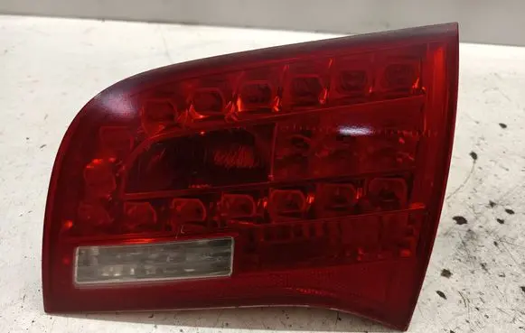 Audi A6 S6 C6 4F Tailgate rear/tail lights 4F9945094C 37754