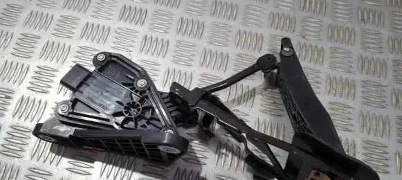 Honda Civic Accelerator throttle pedal