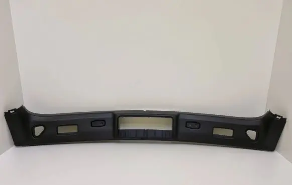 BMW 1 E82 E88 Windshield trim 9122817 6962895 14121810