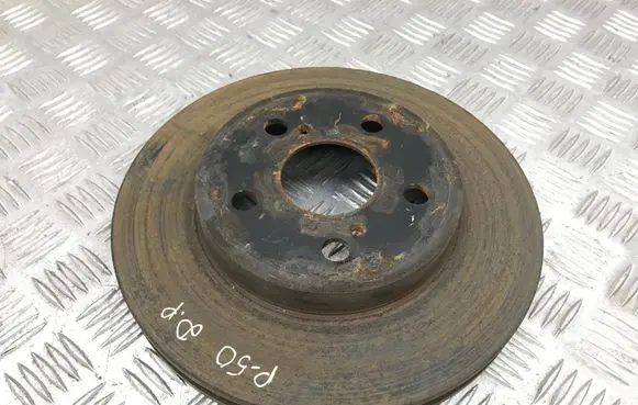 Toyota Prius (XW50) Front brake disc