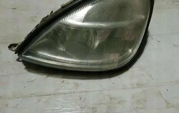 Mercedes-Benz A W168 Headlight/headlamp A1688200161