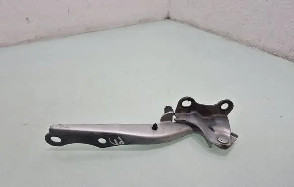 Toyota Prius (XW20) Engine bonnet/hood hinges 
