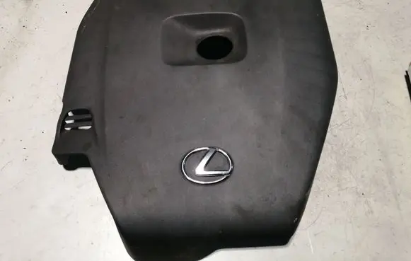 Lexus IS 220D-250-350 Engine cover (trim) 