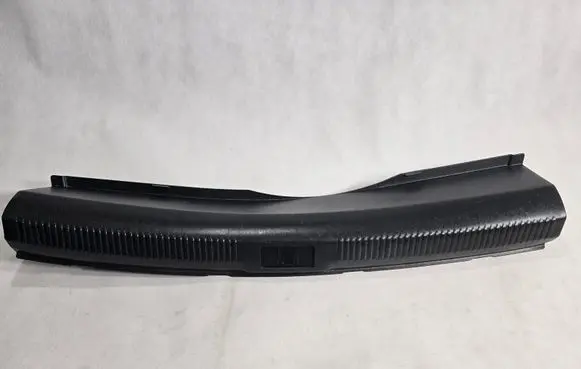 Audi A4 Allroad B8 Trunk/boot sill cover protection 8K5863471