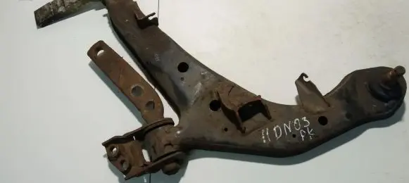 Nissan Primera Front lower control arm/wishbone 312032