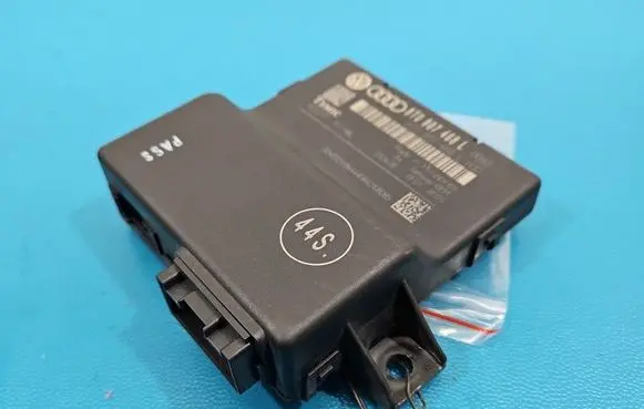 Audi A4 S4 B8 8K Central body control module 8T0907468L IMPRK1585709