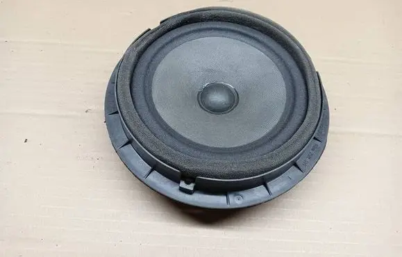 Suzuki Swift II Front door speaker