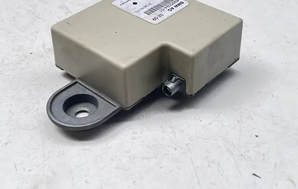 BMW 3 E90 E91 Rear glass lock/latch Q595 693502401