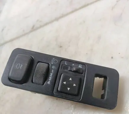 Mitsubishi Space Star Wing mirror switch MR240907