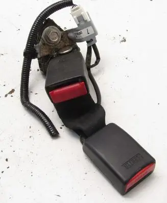 Mazda CX-3 Rear seatbelt buckle 1545
