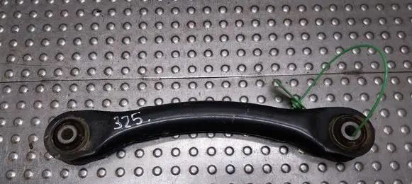 Rear control arm