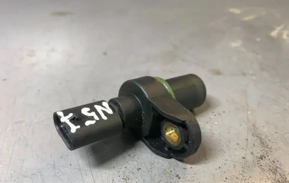 Camshaft position sensor