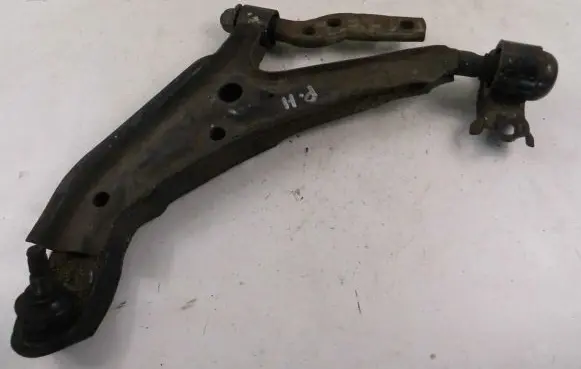 Nissan Primera Front lower control arm/wishbone