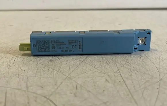 Cupra Born Aerial antenna amplifier 10A035577C