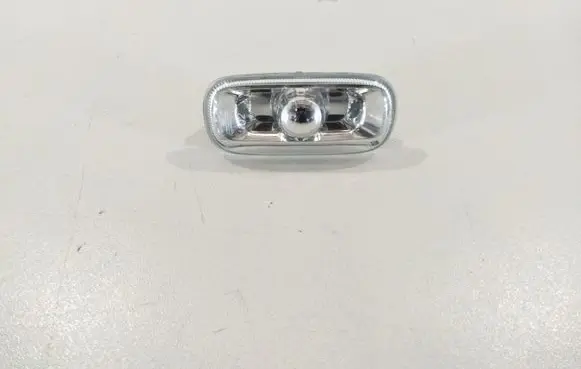 Audi A6 S6 C6 4F Front fender indicator light 8E0949127