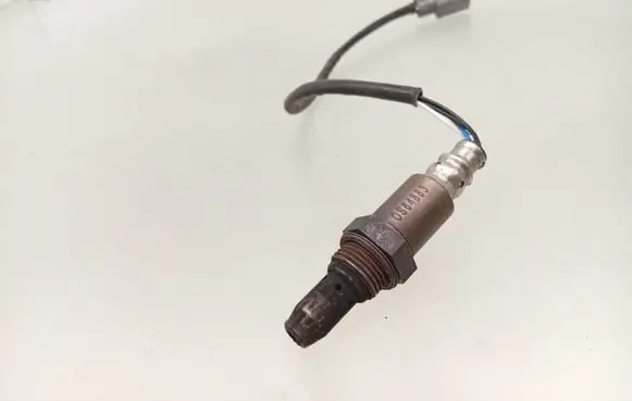 Toyota Avensis T270 Lambda probe sensor OS64883