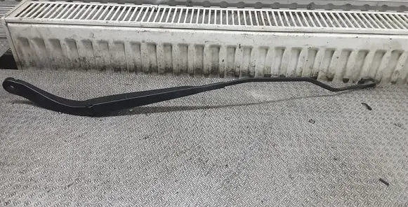 Renault Megane II Front wiper blade arm 8200422213